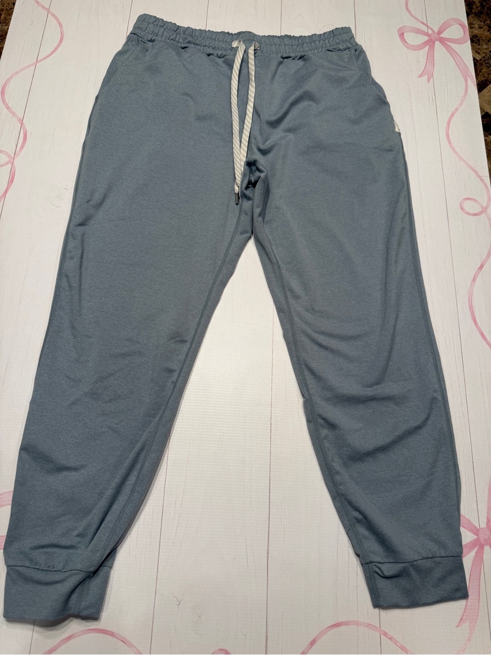 Vuori Women's Performance Joggers Size Medium